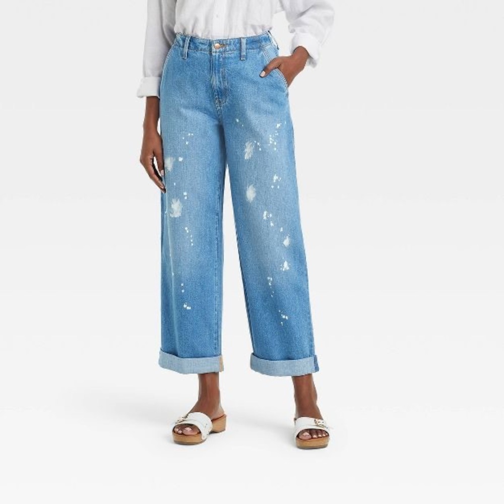 Universal Thread™ Women's Relaxed Straight Jeans